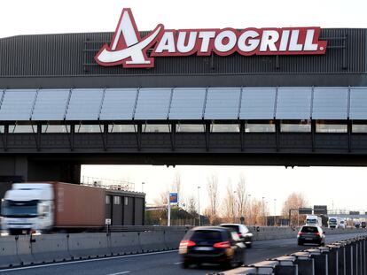 Establecimento de Autogrill sobre una autovía en Fiorenzuola d'Arda (Italia), en febrero de 2020.