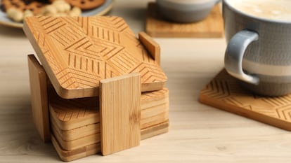 Protege tu mesa y decórala con diferentes sets de posavasos. GETTY IMAGES.