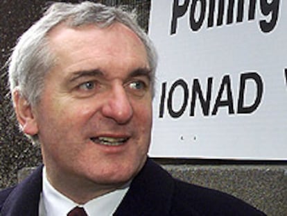 El primer ministro irlandés Bertie Ahern en una foto de archivo.