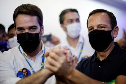 Os governadores e candidatos nas prévias do PSDB Eduardo Leite e João Doria, no domingo.