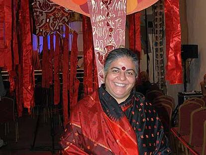 Vandana Shiva es una ecofeminista convencida.