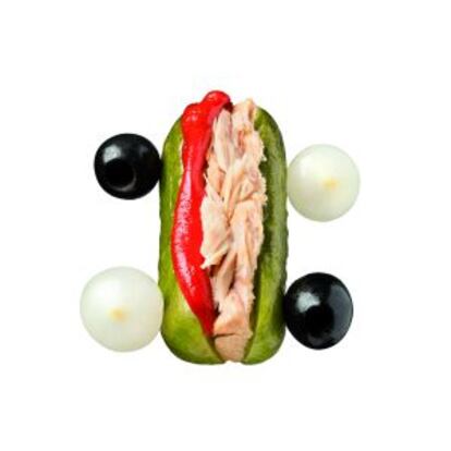 Banderilla 'Lagarto de Vallekas', con pepinillo, pimiento, cebolletas y aceitunas.