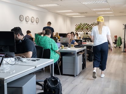 Empleados de Good Rebels, consultora de 'marketing' digital, en sus oficinas de Madrid.