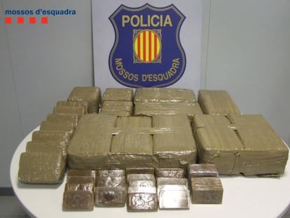 La droga intervenida por los Mossos.