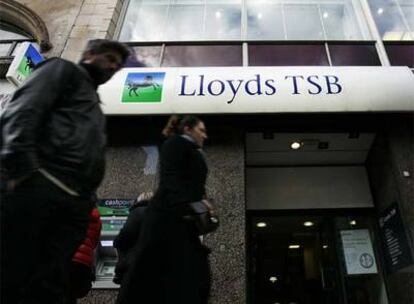 Sucursal de Lloyds en el centro de Londres.