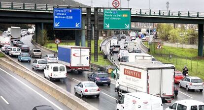 Congestió en una entrada a Barcelona.