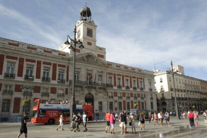 La Puerta del Sol esta mañana sin pancartas ni consignas reivindicativas que recuerden que ayer hubo una concentración.