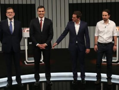 Rajoy se enfrenta a todos por economía y corrupción. Los dirigentes políticos garantizan que no habrá nuevas elecciones. El candidato del PP ha escuchado cómo todos sus adversarios han criticado su gestión