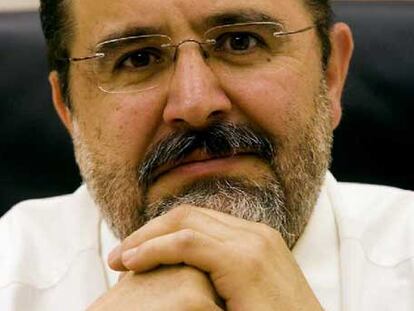 Juan Carlos Prieto, líder del PSE de Álava, en su despacho.