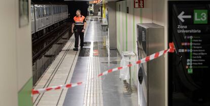 Estación de Metro de Barcelona tras las fuertes lluvias.