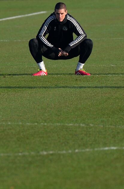 Fernando Torres, en un instante del entrenamiento en Londres.