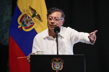 gustavo petro