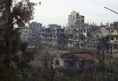 Edificios dañados en la zona sitiada de Homs.