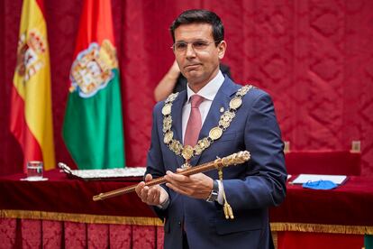 Francisco Cuenca (PSOE), tras ser elegido este miércoles nuevo alcalde de Granada.