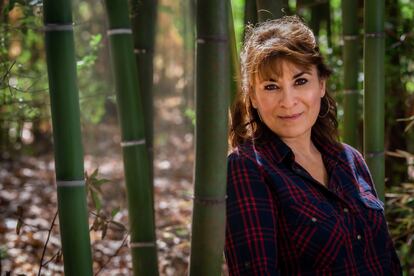 Begoña Álvarez-Farizo, en el Instituto Pirenaico de Ecología del CSIC de Zaragoza.