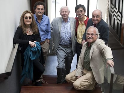 Los poetas Jorie Graham, Fabio Mor&aacute;bito, Hans Magnus Enzensberger, Bei Dao, Carles Miralles y Francesc Parcerisas 