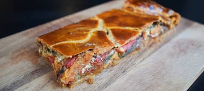 Empanada gallega de xoubas