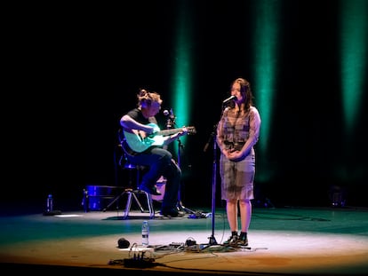 Mitski en concierto en el Teatro de la Ciudad Esperanza Iris en la Ciudad de México, 11 de septiembre de 2023