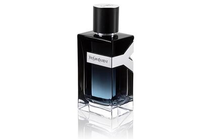 Un aroma con el que dar en el clavo: Y Le Parfum, de Yves Saint Laurent Beauté. Esta fragancia ofrece una nueva versión del fougère – la familia aromática masculina por excelencia–, por lo que tiene todas las papeletas para gustar a cualquier padre.