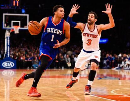 Jos&eacute; Manuel Calder&oacute;n ante Michael Carter-Williams 