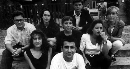 Alumnos españoles que participaron en la tercera edición de Erasmus posan en 1989.