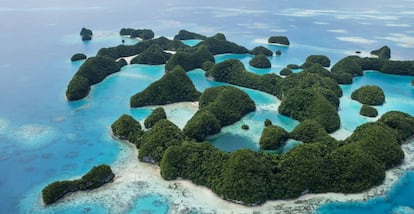 Archipiélago de Palaos, formado por islas volcánicas y coralinas.