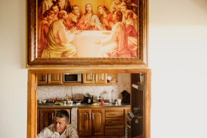 José luis Bermúdez, 62, campesino de la vereda Vallecitos, en su casa, en Jericó, el 4 de junio de 2025.