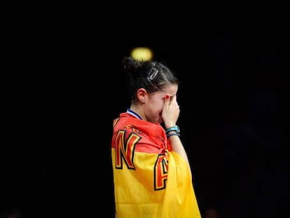 Carolina Marín, celebra el título del Mundo de bádminton.