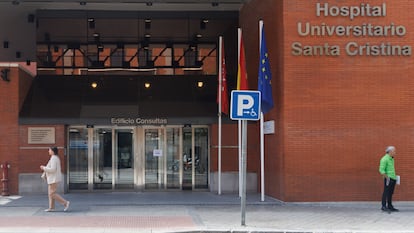 Fachada del Hospital Universitario Santa Cristina, en el distrito de Salamanca, en septiembre de 2023.