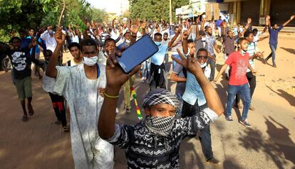 Protesta contra el Gobierno de Al Bashir, el pasado 25 de diciembre en Khartoum (Sudán).