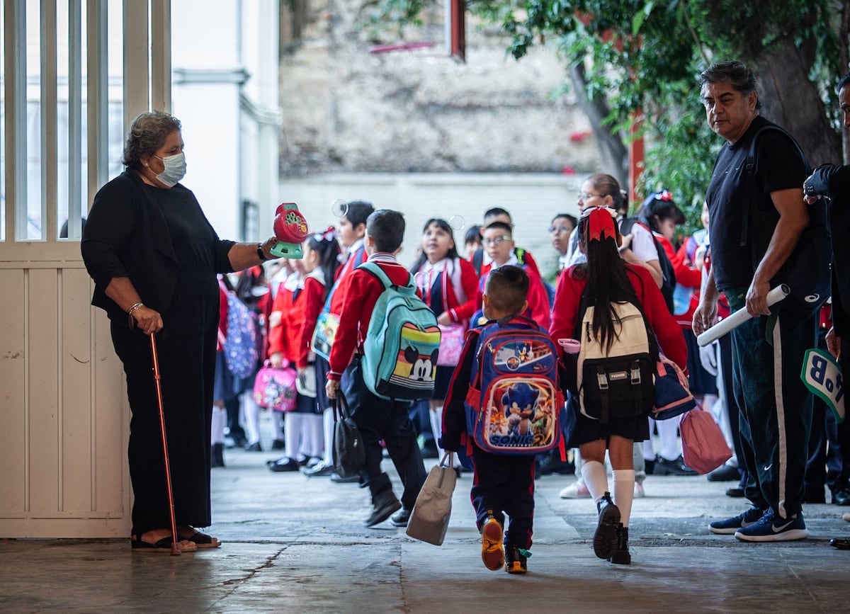 El Gobierno mexicano acorta más de un mes el calendario escolar debido al Mundial