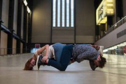 Una imagen del proyecto '20 dancers for the XX century' en la Tate Modern.