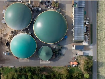 Vista aérea de una planta de biometano, en una imagen de archivo.