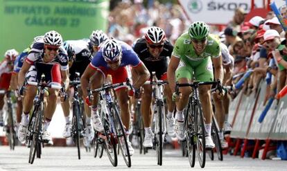 El alemán John Degenkolb en el sprint final hacia la meta.