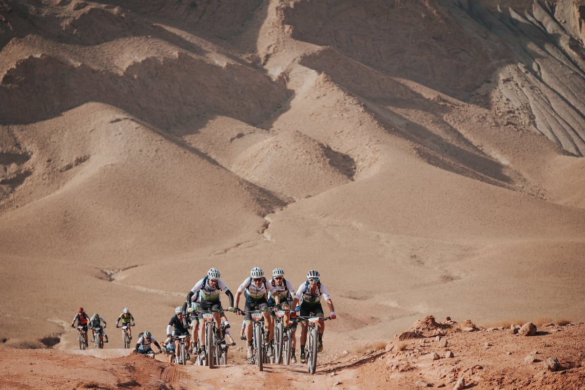 Cómo sobrevivir a la Titan Desert sin ser un titán | Ciclismo | Deportes Cómo sobrevivir a la Titan Desert sin ser un titán | Ciclismo | Deportes