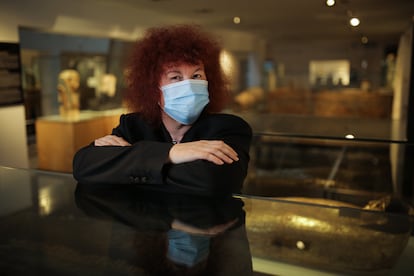 La egiptóloga Joann Fletcher, retratada en el Museo Egipcio de Barcelona.