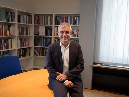 Luis Garicano, en su despacho del Parlamento Europeo, en Bruselas.