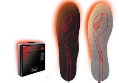Set de plantillas térmicas con baterías Smart Pack ic950 de la marca Therm-ic para llevar en las botas de esquí libera entre 37º y 70º.