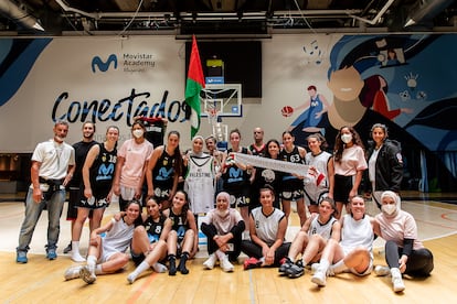 Jugadoras del Estudiantes y del Palestine Youth Club.