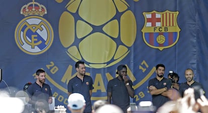 Messi, Busquets, Umtiti, Suárez e Iniesta, en la Casa Clásico de Miami.