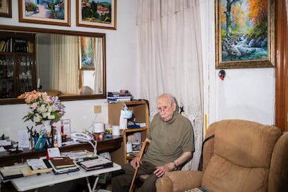 Pedro López, en la colonia de los Bomberos, en Usera.