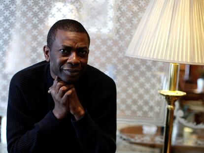 Youssou N'Dour edita nuevo disco con canciones a ritmo de <i>reggae</i> y un documental sobre sus andanzas.