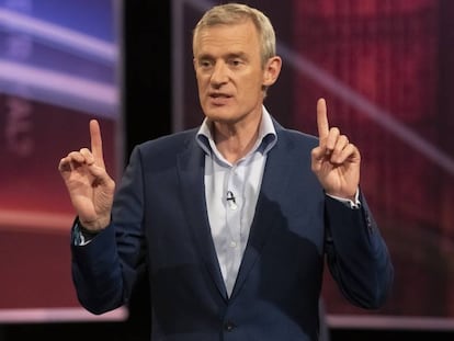 Jeremy Vine presenta el debate 'Are Politicans Up To It' de Channel 5