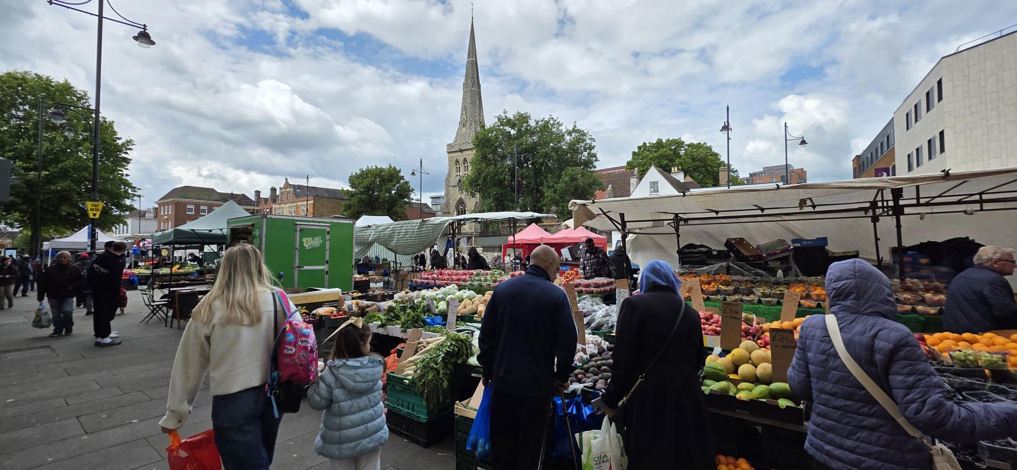 Mercadillo de Romford, capital del Condado de Havering, este viernes