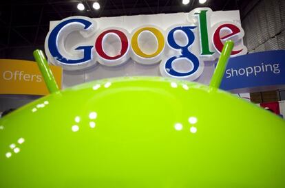 Google y su s&iacute;mbolo verde de Android.
