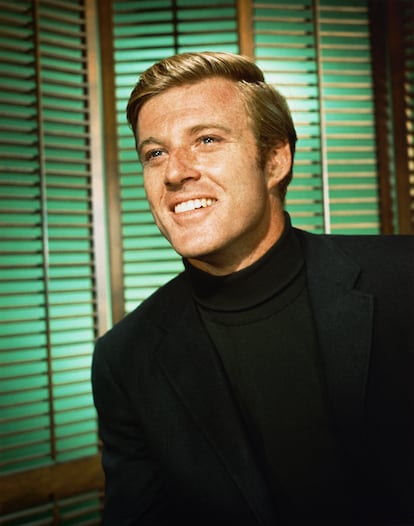 Robert Redford sonríe en una imagen publicitaria tomada en los años sesenta, a principios de su carrera, combinando americana con jersey de cuello vuelto. El mundo aún no sabía entonces que Redford era una estrella. Redford, seguramente, lo sabía ya. 