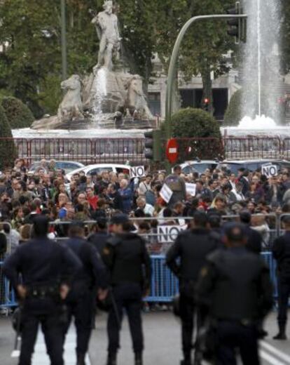 Concentración de ayer en la plaza de Neptuno.