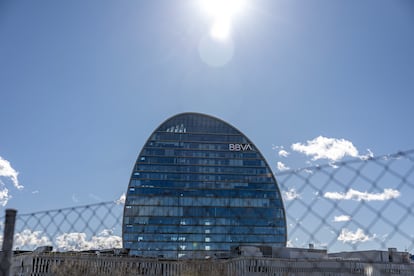 Edificio La Vela, sede del BBVA en Madrid.