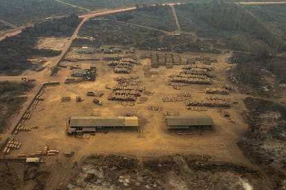 Las instalaciones de una empresa maderera en Colniza, en el Estado de Mato Grosso, Brasil.