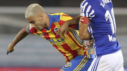 Pereira, ante la Real Sociedad.